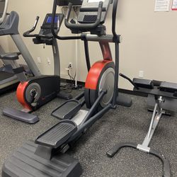 FreeMotion e7.7 Elliptical
