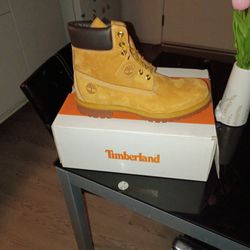 10.5 Timberland 👢