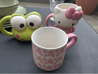 Hello Kitty Mugs
