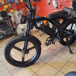 Free Free Helmet When You Purchase Your Electric Bike Brand New.  Only $1499 Or Make $150 Monthly Payments. 