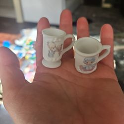 Precious Moments 1998 Miniature Mugs 1 1/4" Tall/ Trinket box Camel bone.