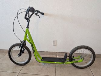 Like-New Youth Kick Scooter with Inflatable Tires – Bright Green. Ready to ride ❗
