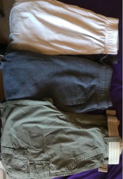 Men’s clothes size medium