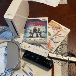 Wii System With Mario, Zelda And Other Games In Memory And 2 More On Cd 