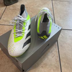Adidas Cleats High Definition Grip Predator