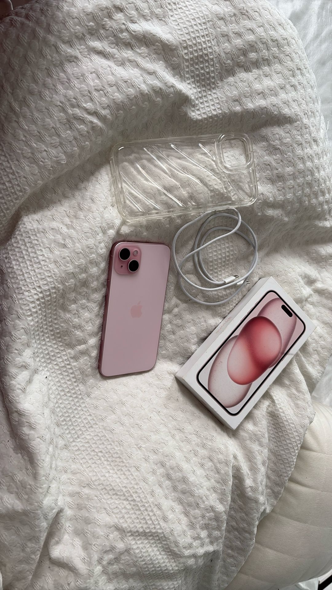 iPhone 15 Plus Pink