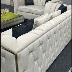 Brand New Sofa And Loveseat Living Room Set 