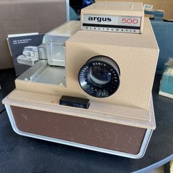 Slide Projector w/ Screen and Slide Holders