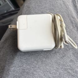 Apple laptop charger