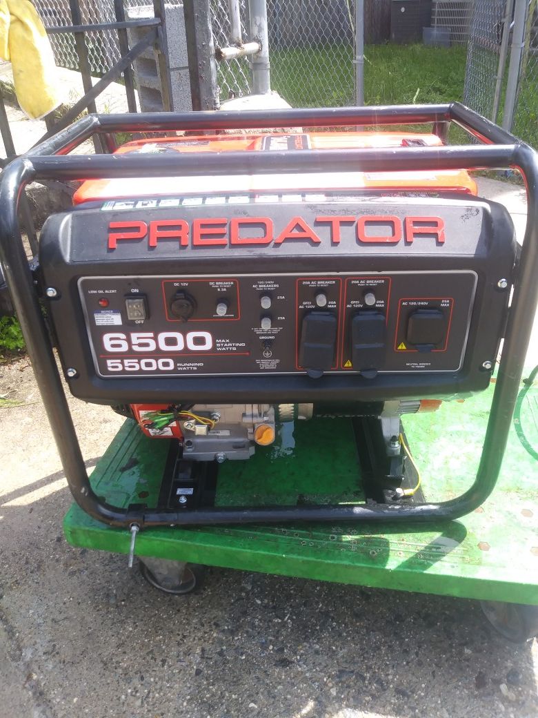 Predator Portable Generator 6500 Peak/5500 Running Watts