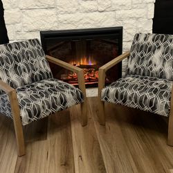 Beautiful and comfortable chair the color is gray with a white oak wood custom made