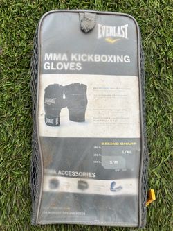 Everlast MMA Kickboxing Gloves S/M