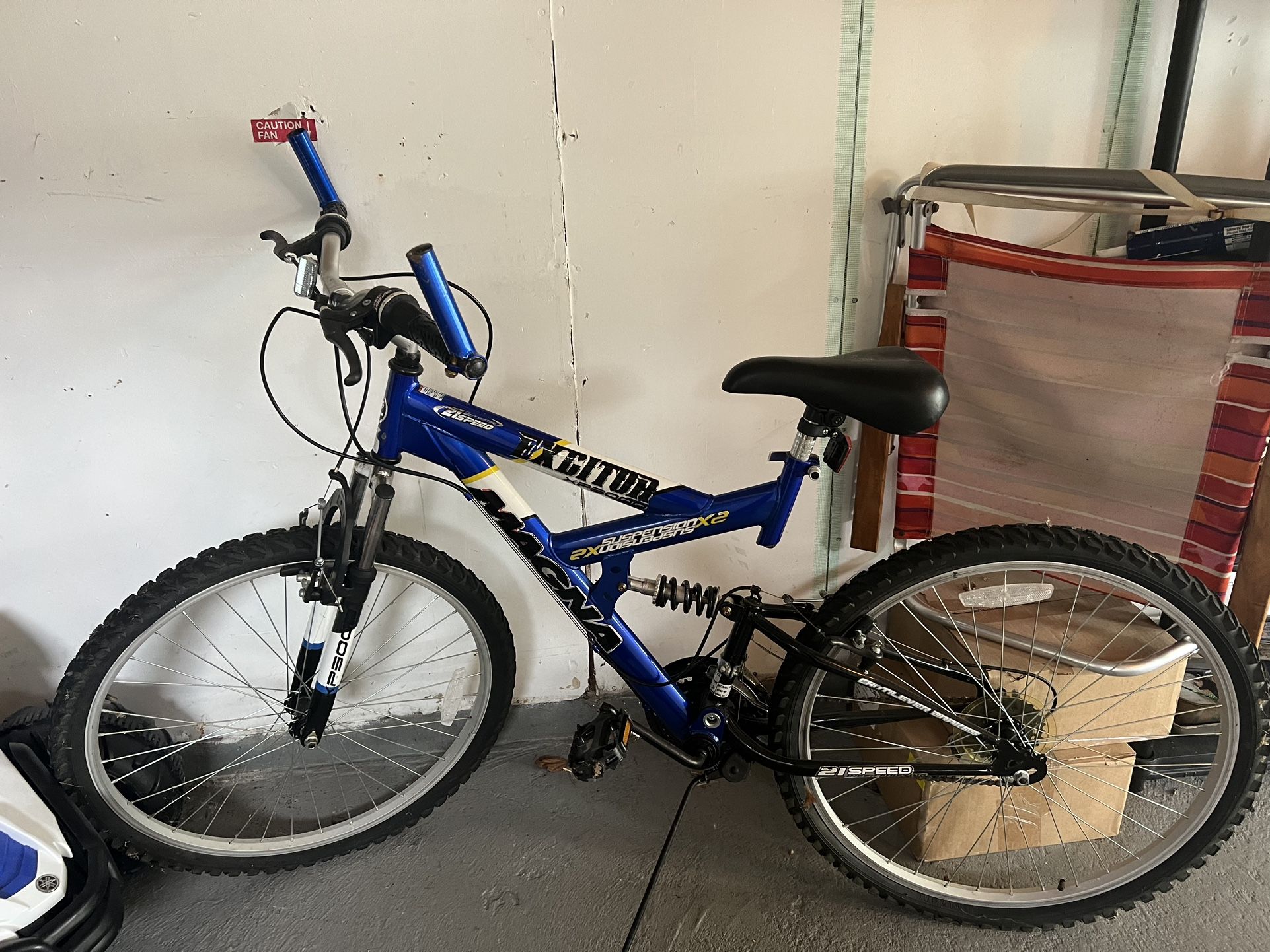 Magna unisex mountain bike