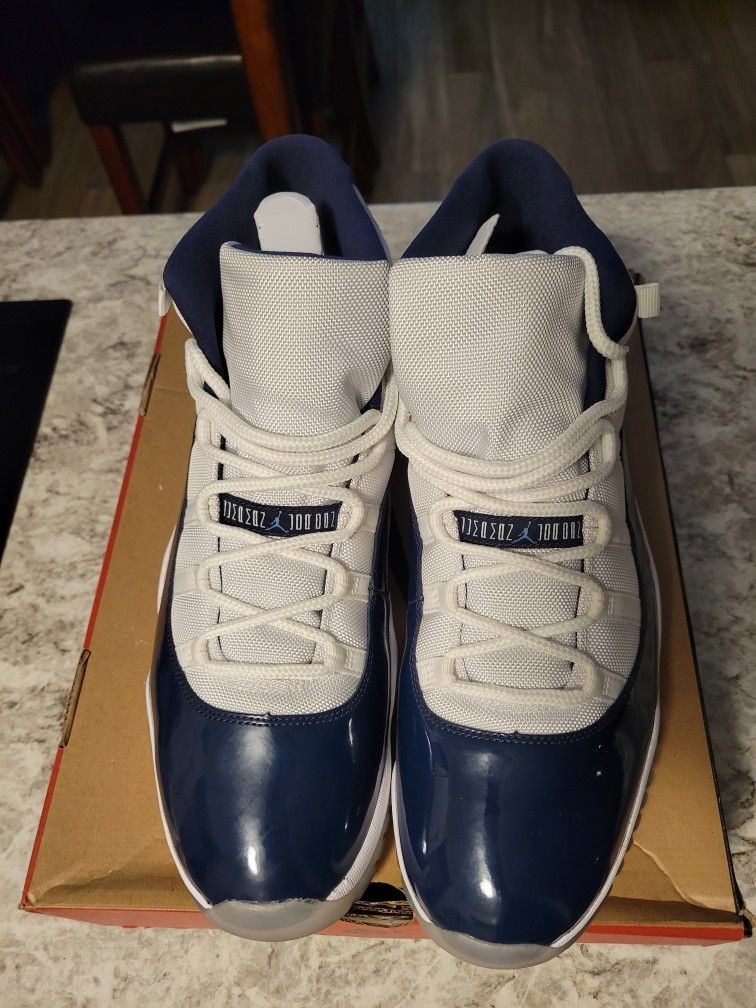 Air Jordan Retro Space Jam. Size 16.