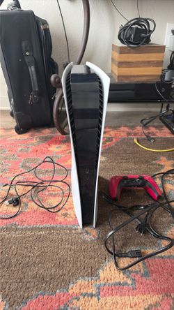 PS5 Digital Edition. Controller Included
