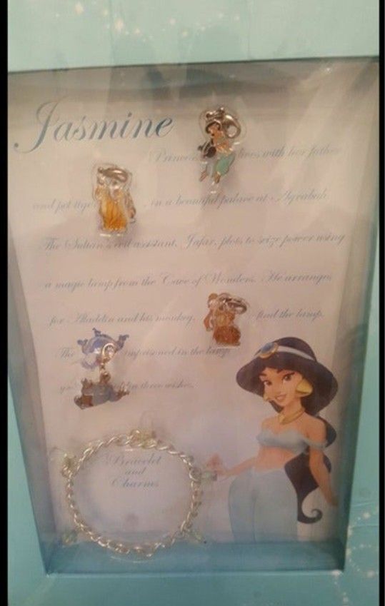 Disney Aladdin,Jasmine charm bracelet