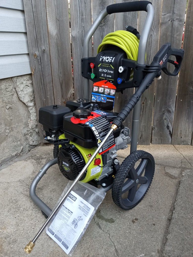 Brand-New Ryobi 2900 PSI 2.5 GPM Gas Cold Water Pressure Washer 