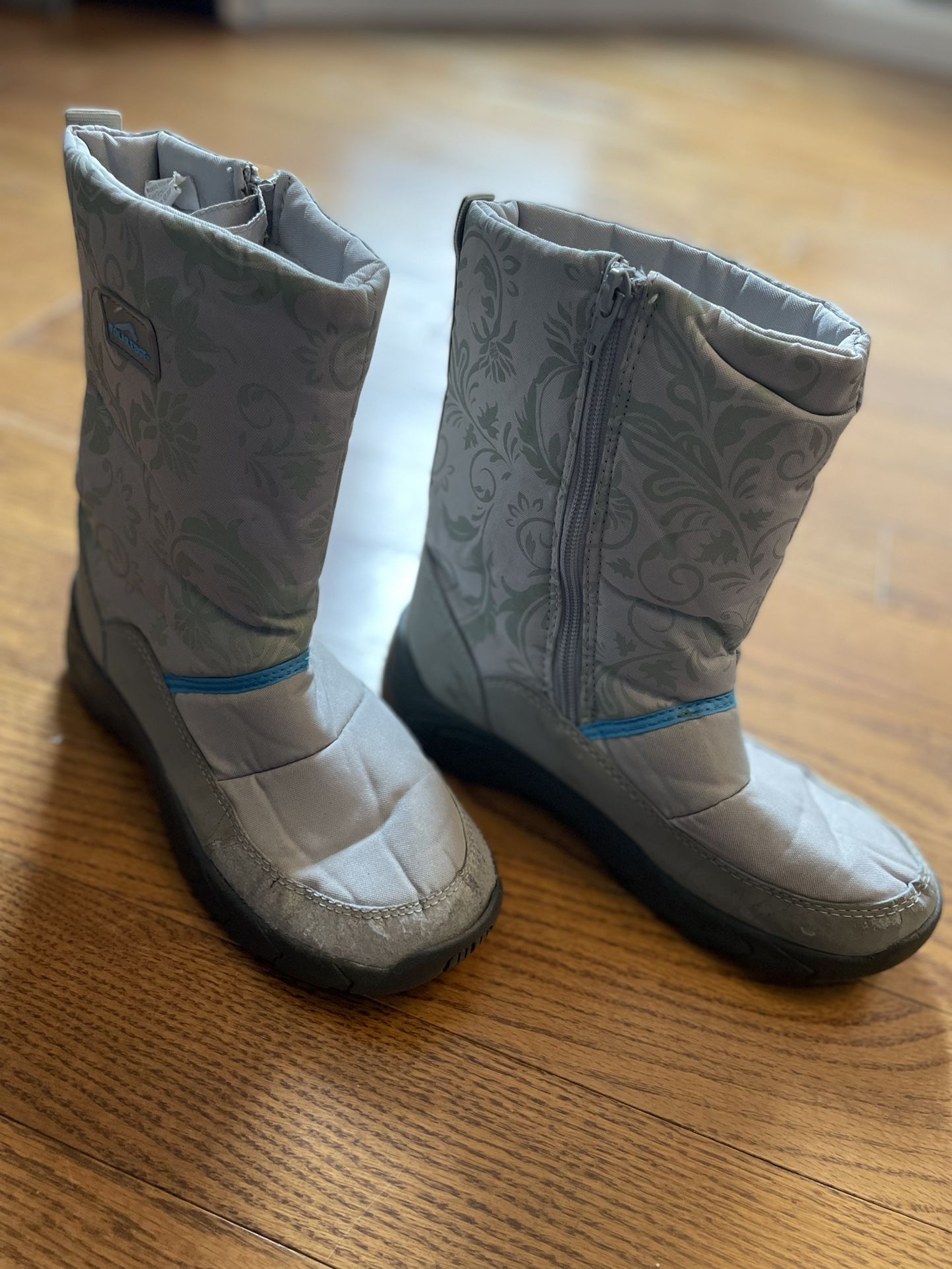 Sz7 Women’s Polar Edge Snow Boots