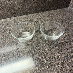 Vintage Pyrex custard cups (2)