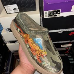 Palace Ugg Tasman Burnt Camo Size 11M DS