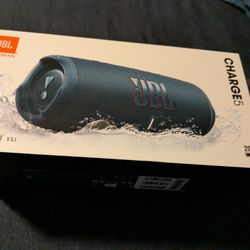 JBL Charge 5 Portable Bluetooth Speaker System - Blue