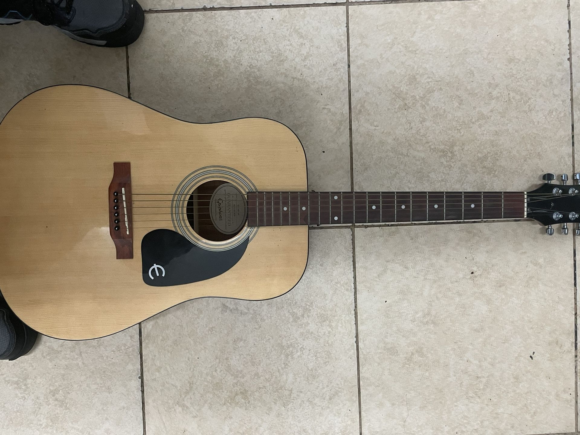 Epiphone-DR-100 Acoustic Guitar Natural