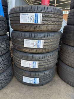 4 Tires New for $ 580 marca KUMHO 275/55R20 $580