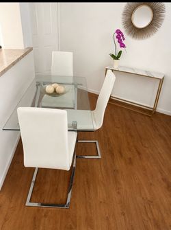 Mesa con 4 sillas