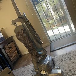 Kirby Vacuum/Carpet Cleaner