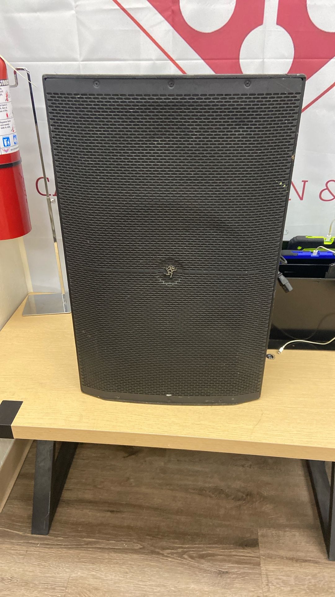 10033 Mackie Speaker 643 68