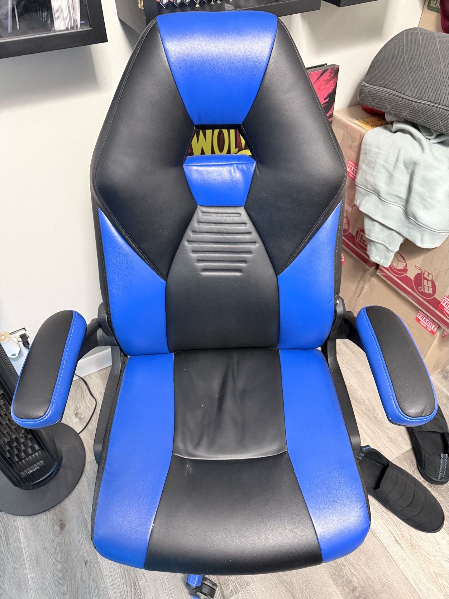 Gaming Chair (Very Comfortable)