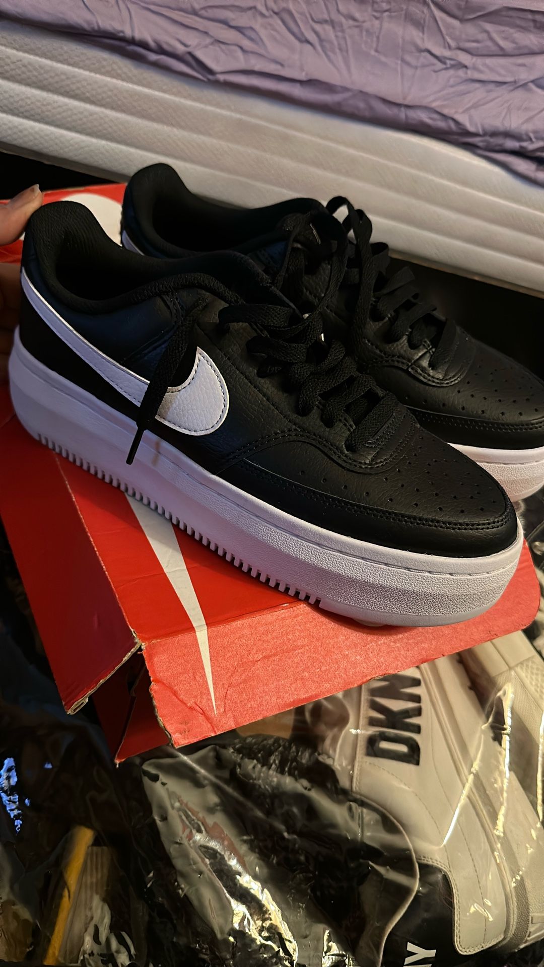 Teniz NIKE Nuevoz Size 10