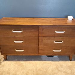 Wooden 6-drawer Dresser