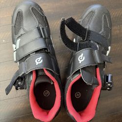 Peleton Shoes -size 6 