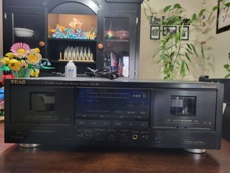 TEAC W-520R Dual Cassette Deck