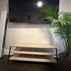 TV Stand (new)