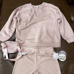 New Girls Sweater Short Bag Set Size 14/16. 