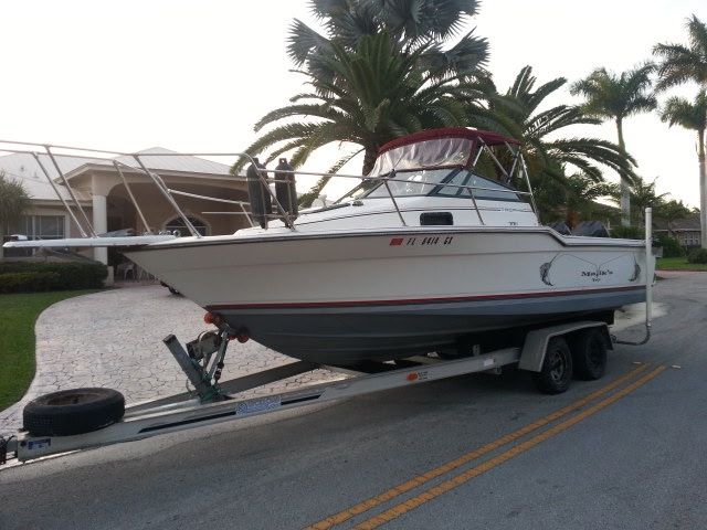 Bayliner 23’ With Trailer