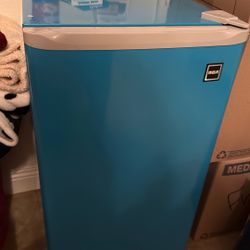 Mini Fridge RCA
