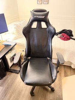 Gaming chair