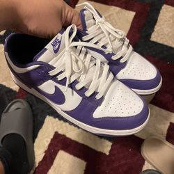 Nike Dunks 