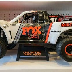 TRAXXAS UDR. RAN ONCE IN MY YARD.