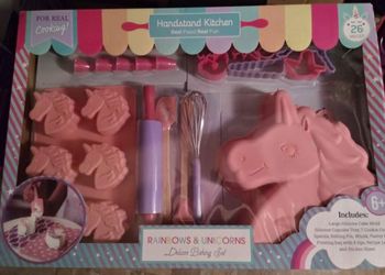 Rainbow & Unicorns Deluxe Baking Set, NEW