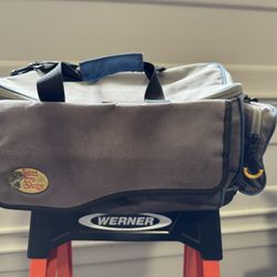 Cabela’s Fishing Gear Bag