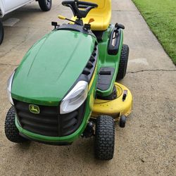 John Deere Tractor
