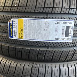 285/45/22 Goodyear Eagle Touring