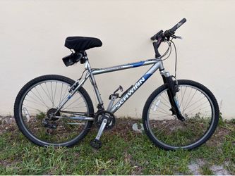 Schwinn Ranger 2.4 Mountain Bike