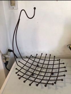 $10, Tabletop Fruit stand / Frutero