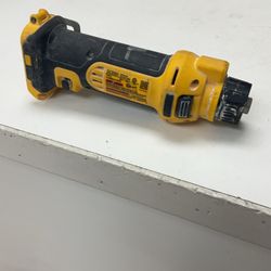 Dewalt Cutout Tool
