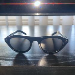 Woman Prada Shades 